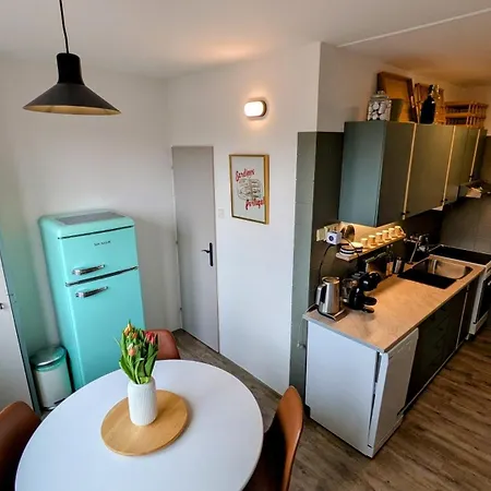 Stylish 6 With Balcony براغ