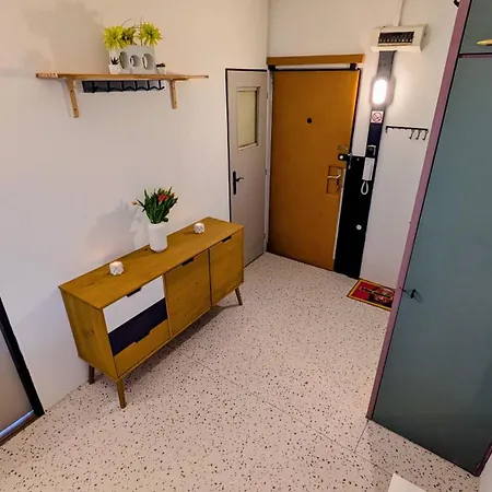 Stylish 6 With Balcony Apartamento