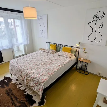 公寓 Stylish 6 With Balcony